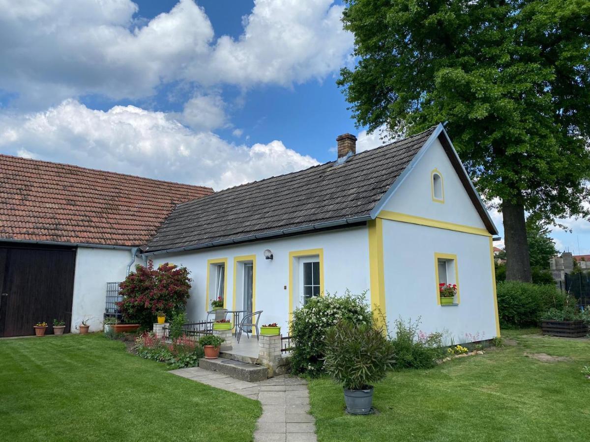 Apartman Beniskovec, Suchdol Nad Luznici Esterno foto
